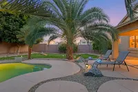 Prime Glendale Location 8-Mins From Westgate Entertainment! - Private Pools