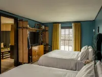 Hotel Emeline Các khách sạn gần Quảng trường Marion