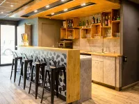 宜必思快捷亞維儂中心酒店 - 酒吧