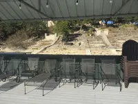 Lake Travis Waterfront - Outstanding Views, Boat Dock/Deep Water, Walk to Pool - 3성급