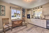 Stunning home with mountain views & river access nearby