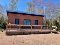 The Snuggy -NEW! Ocean views -Private - Eco-Lux - King Bed - Adults Only! - Chalets