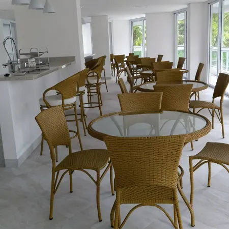 Riviera de São Lourenço frente ao mar, 1 suite, 2 dorm, 2 piscinas aquecidas.