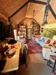 Cottage on riverbank one mile from Clarksdale in gated community