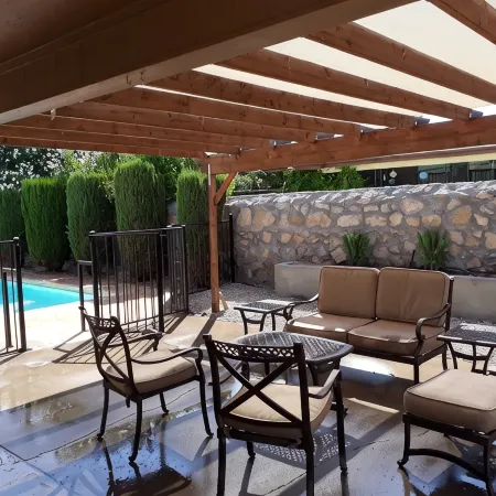 Swimming Pool: Memorable El Paso Getaway: 4 Bedroom, close to Airport, Ft Bliss.