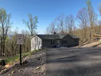 Hot Tub Mountain View Dog Friendly Modern Chalet - Hytter