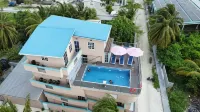 Breeze Haven Surf Retreat Hotels in 