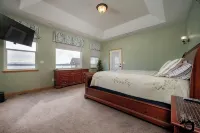 Modern Lake Lucille Lakefront, Whole 5 bedroom house, Private dock & games - 무료 와이파이