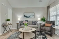 Clean and Private Updated Duplex Apartment - 3-Star