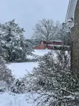 Farmhouse on Rock Creek Farm in Belmont. Enjoy a treehouse & wade Rock Creek