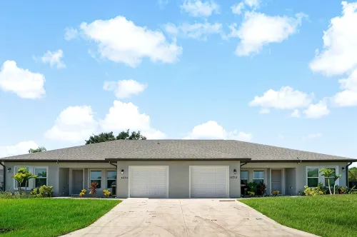 3BR/2BA home-3 min drive to Mineral Springs
