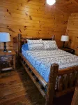 Bigfoot Lodge #18 - Hytter