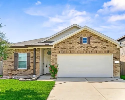 Home In The Heart Of Alvin! Hotels in Alvin