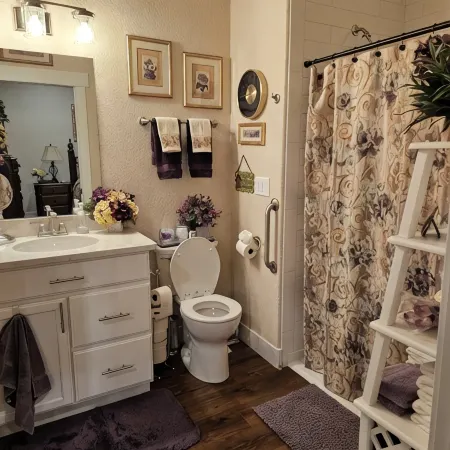 Charming 1-bedroom inlaw suite in wonderful Severance with WiFi, AC