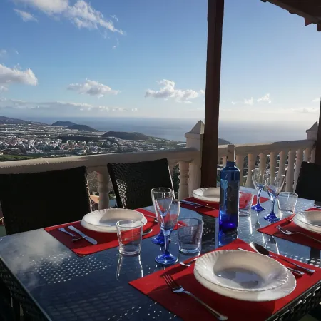 Villa with beautiful views to Aridane Valley and Taburiente National Park