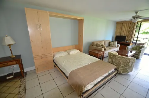 Maui Sunset B201: Beautiful 2 Bedroom, 2 Bath, Kihei Condo. Sleeps up to Six