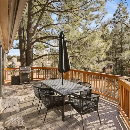 Hoof Haus in Aspen Valley Country Club in Flagstaff