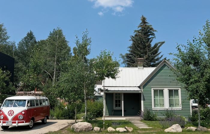 1800s Mining Cabin Reimagined As Luxury Retreat - Central Downtown Crested Butte