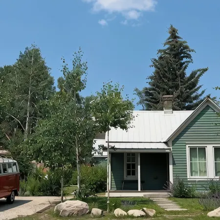1800s Mining Cabin Reimagined As Luxury Retreat - Central Downtown Crested Butte