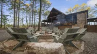 Lost Creek Lodge-Well Appointed Lodge, Pool Table, Bunk House, Hot Tub, Play Set - Lodges