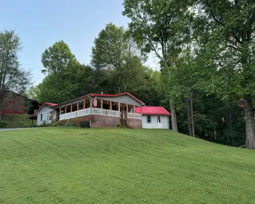 Beautiful Mountain View’s easily accessible from HWY 226. Hotels in Mitchell County
