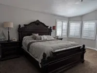 3-bedroom pool house in amazing Ontario with WiFi, AC. Start your getaway now