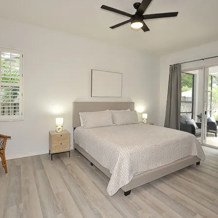 Albatross villa newly furnished/heated pool