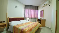 Alvero Hotel