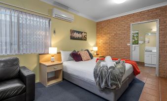 Park Beach Resort Motel