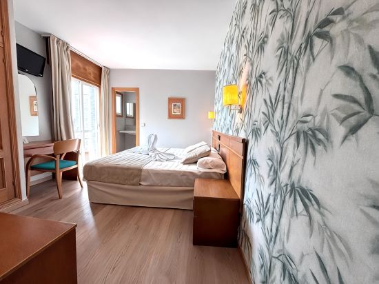 Hotel Atalaya I