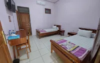 Sunrise Hotel Larantuka - Bintang 2