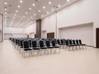 Exe Convention Plaza Madrid Отели рядом с достопримечательностью «Комплекс компании «Телефоника»»