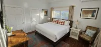 Ocean Breeze Oasis - Private Pool, AC, WiFi, 5-Min Drive to Beach