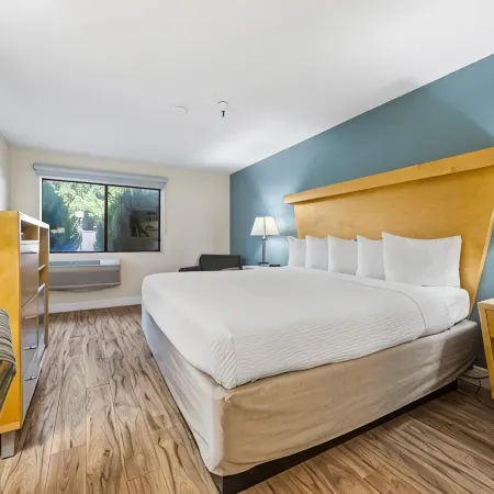 Days Inn by Wyndham Woodland
