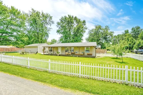 Leisure at the Lake - 3-Star