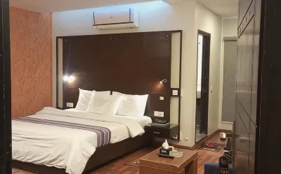 Hira Guest House Hotels in 