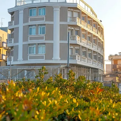 Hotel Baia Imperiale Отели рядом с достопримечательностью «Сан Джулиано»
