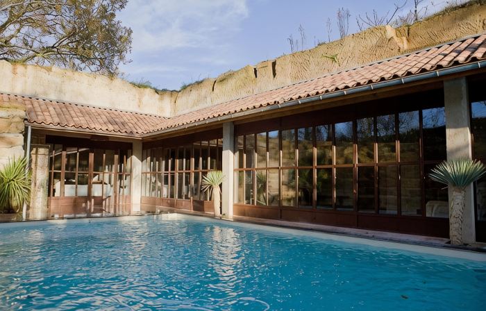 Château Latour Segur Suites & Spa