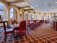 DoubleTree by Hilton Charlottesville - breakfast