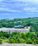 Mountainside Cabin in Medicine Park-Stunning Views-Borders Ft. Sill-Sleeps 16. - 民宿
