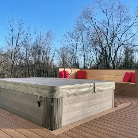 Mulberry Manor House<br> Spacious, Private & Peaceful Retreat  -