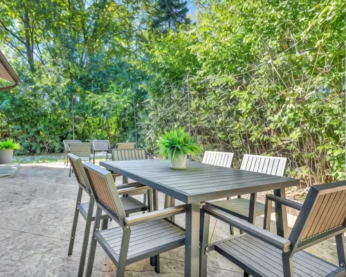 Game Room.Grill.Patio - Spacious 5Br Getaway! Hotels in Berea