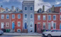 Fed Hill w Deck Walk Score 95 Steps from Harbor