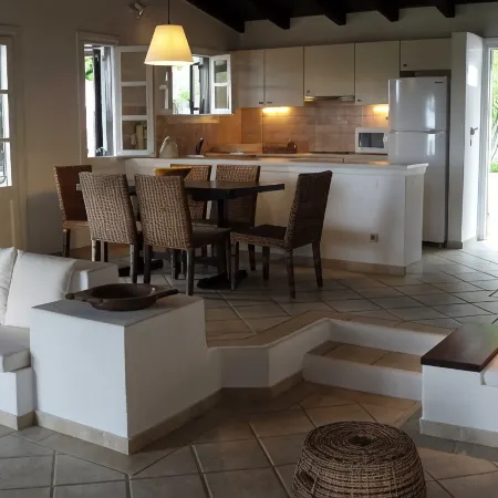 Skiathos Holidays Suites & Villas