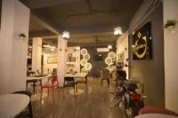 Hotel UR - 2-Star