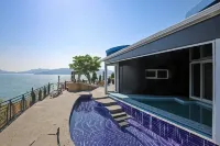 Namhae Bokkongii Seesru Ocean View Poolvilla - Villas