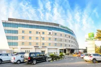 Holiday Inn MUSCAT AL SEEB by IHG - Pools