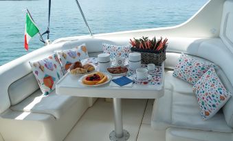 Duca70 "Suite Home"