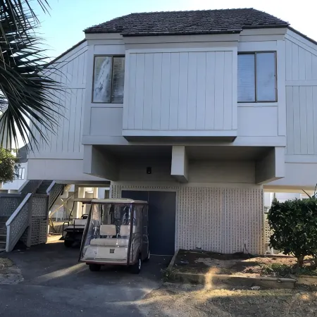 Renovated! Both club options available! Great location next to beach & BHI Club!