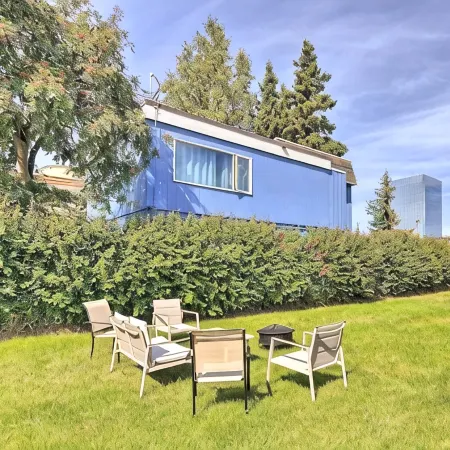 Parkstrip Place, Pet Friendly Downtown Home by RedAwning